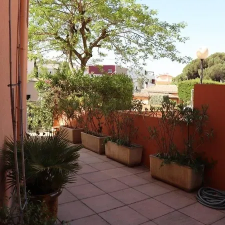 Charmant T2 En Rez-de-jardin Avec Veranda *