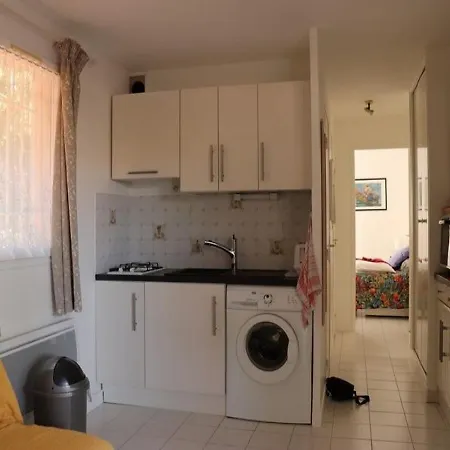 Charmant T2 En Rez-de-jardin Avec Veranda Lejlighed Cavalaire-sur-Mer